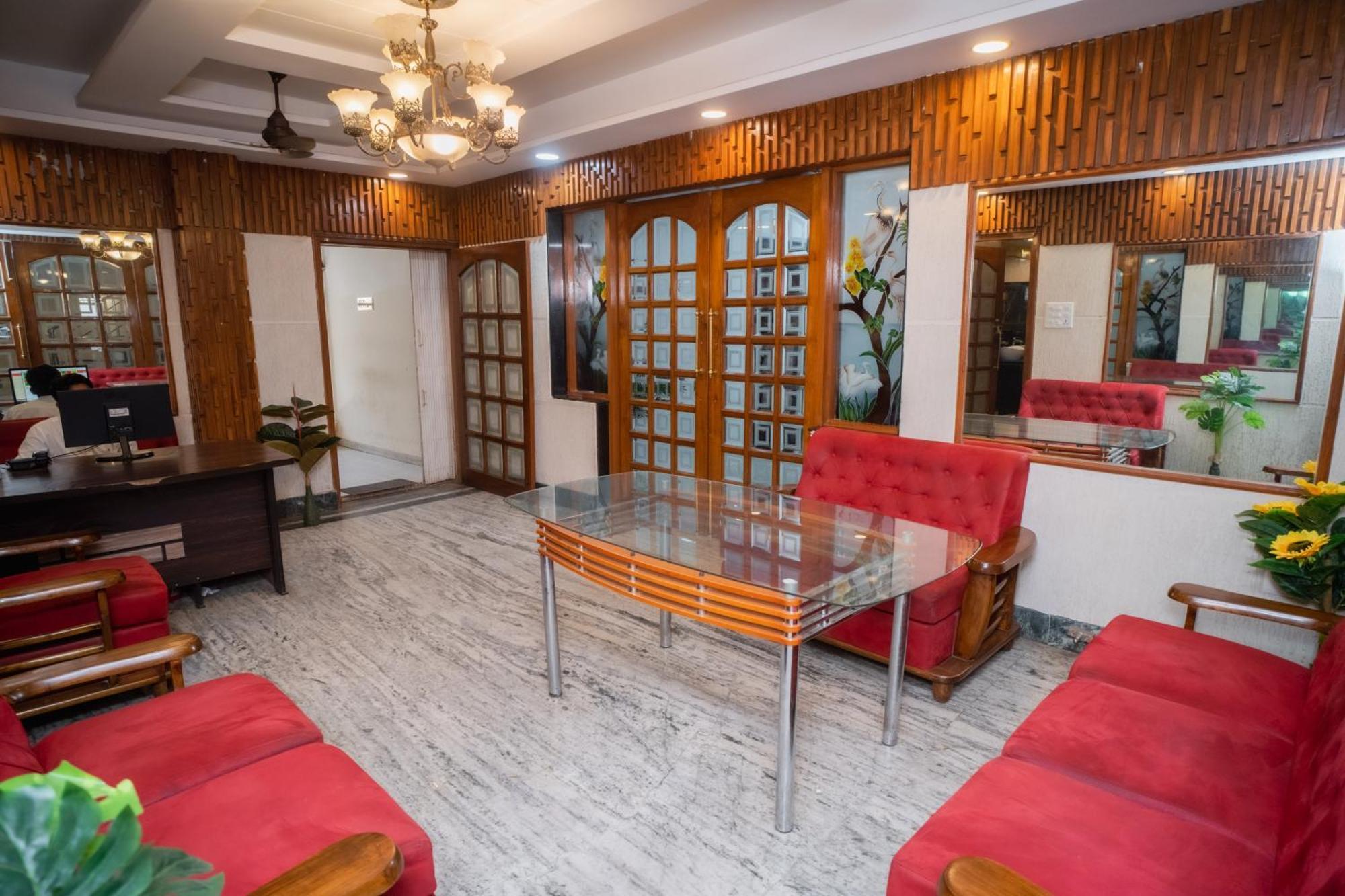 Pearl Courtyard Dormitory Варанасі Екстер'єр фото